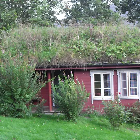 Lensmansgarden Varsetra * Innfjorden
